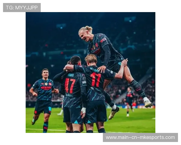 德布劳内连续直线传球让曼城掌控所有推进速度