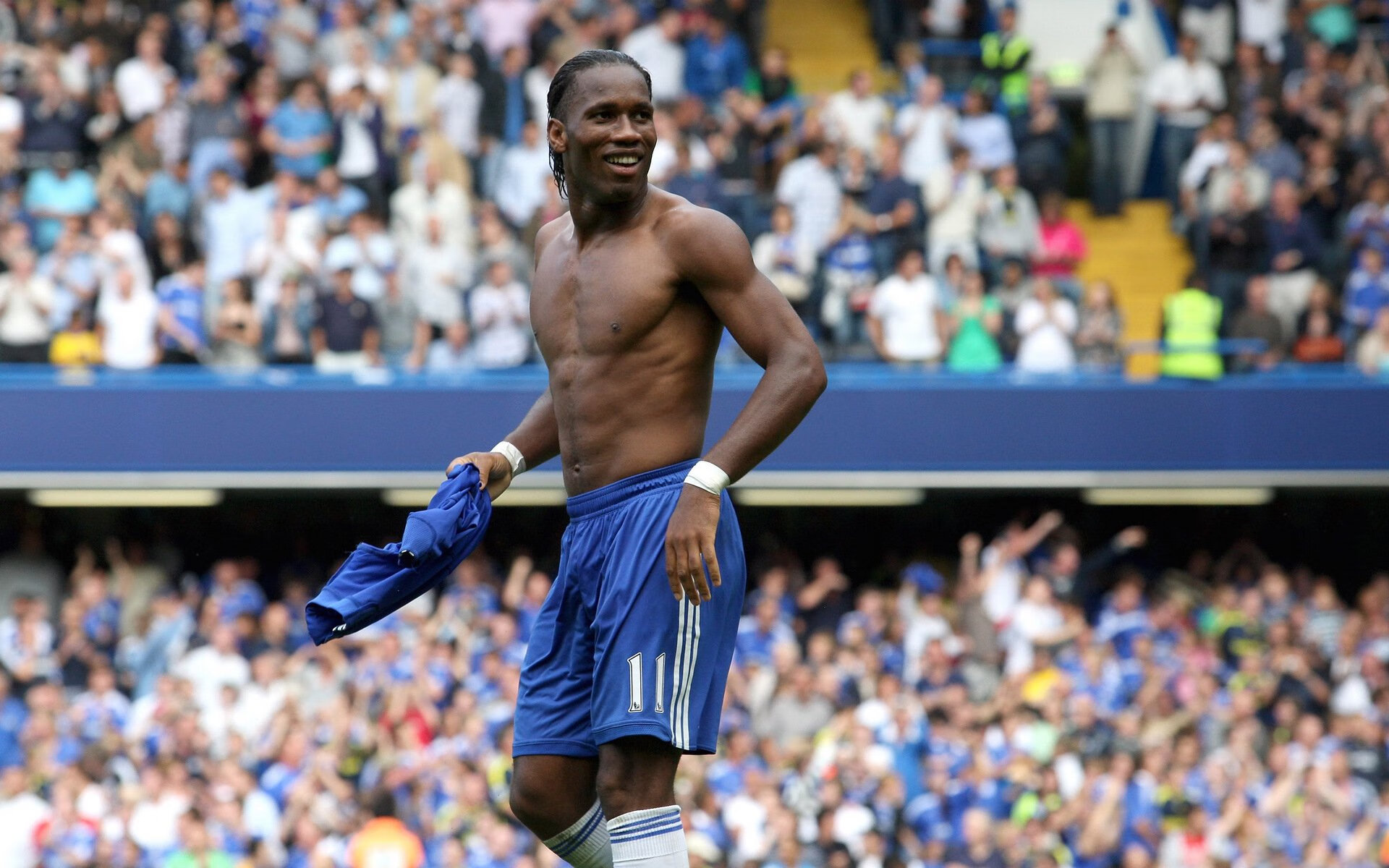 决赛焦点 阿莱克西不惧强敌冲线，阿莱克西亚第一形态