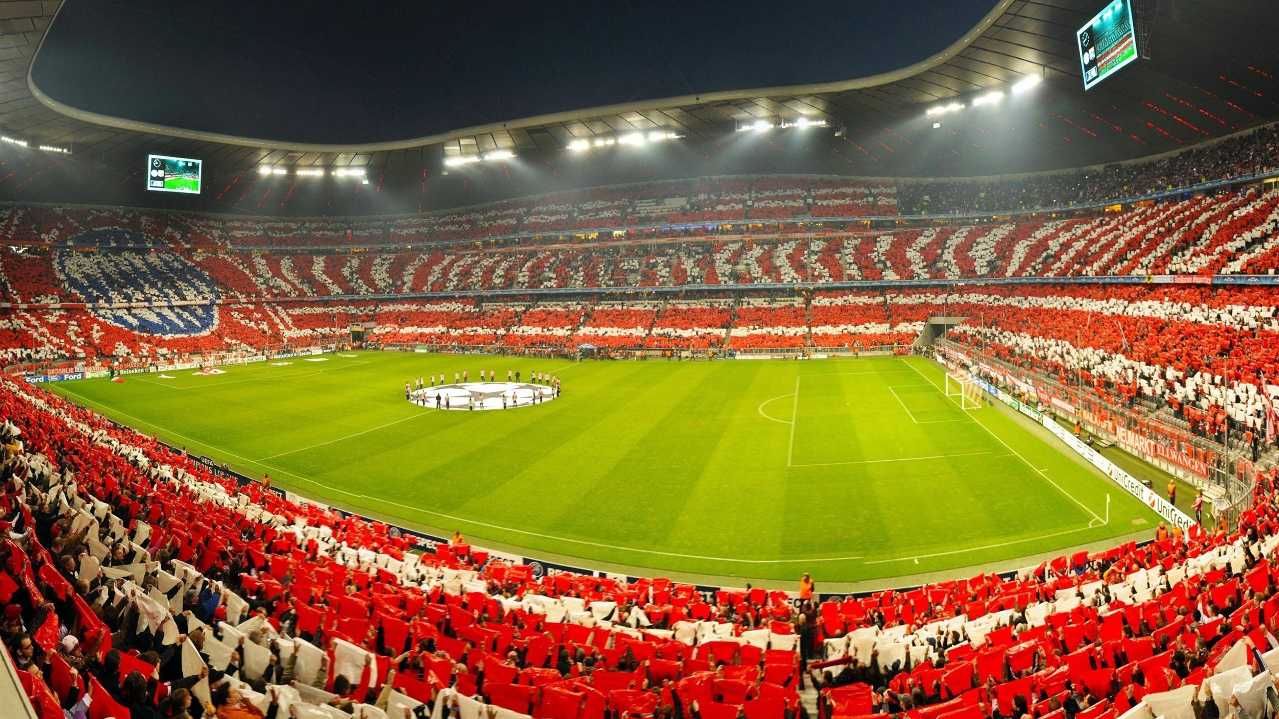 未来足球比赛技术革新,虚拟画面与AR体验融合,足球虚拟赛事